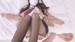 QQOG-009 超頂校花極下海美少女 黑絲美腿麻衣學姐，爆刺侵犯蜜穴，內射澆築淫白精漿