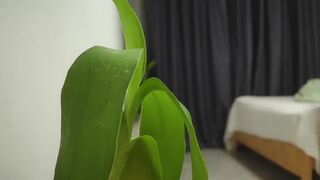 【小宝寻花】漂亮大奶小姐姐，一夜情聊什么感情，你要观战吗？看也要给钱，你体力不行啊，性格开朗爱笑，吐槽小哥不够猛，上来猛怼几下就射了